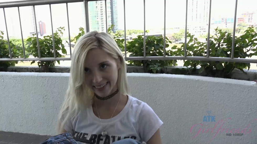 Piper Perri